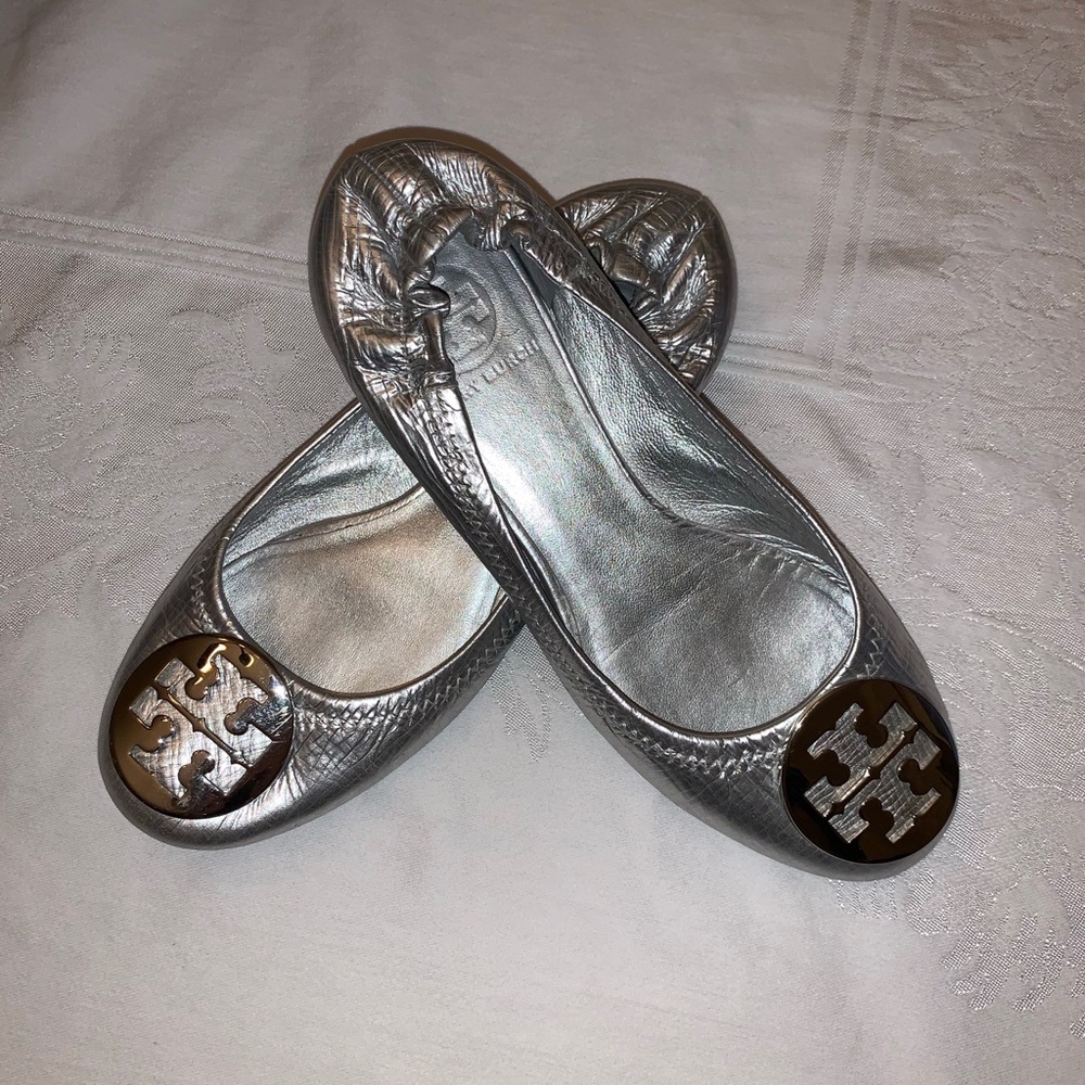 Tory Burch Flats Silver Size 6